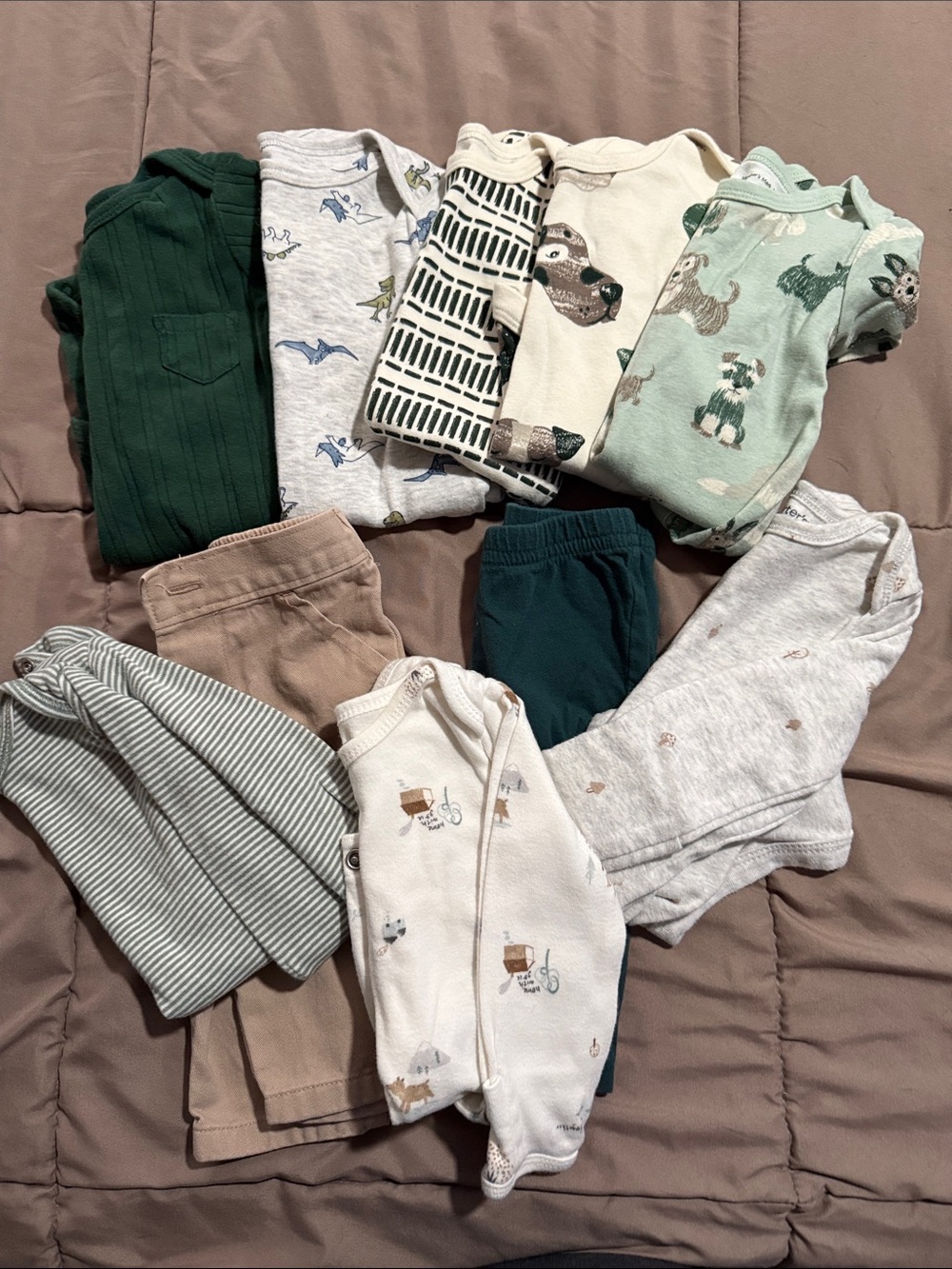 Carter's Baby Boys Neutral and Green Matching onesies & Pants Set 3/3-6mo